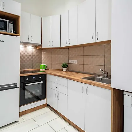 Ultra - Large - Sunny Apartamento *