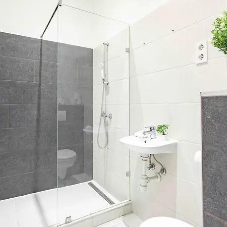 Ultra - Large - Sunny Apartamento