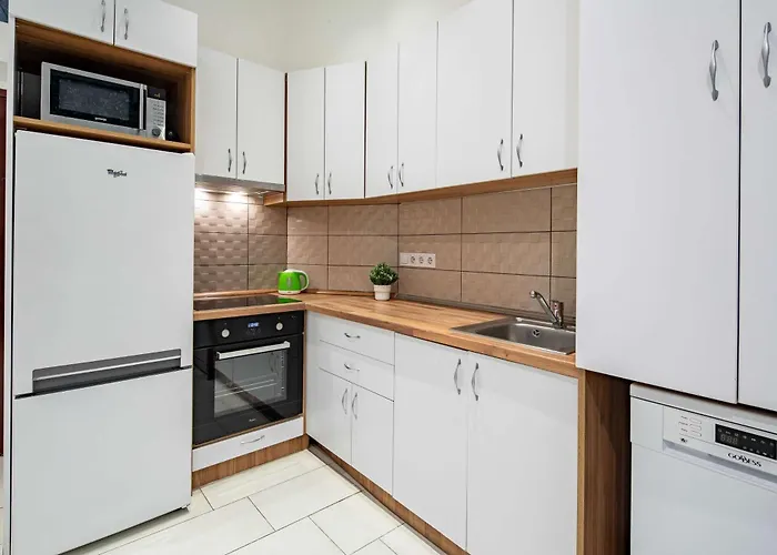 Ultra - Large - Sunny شقة *