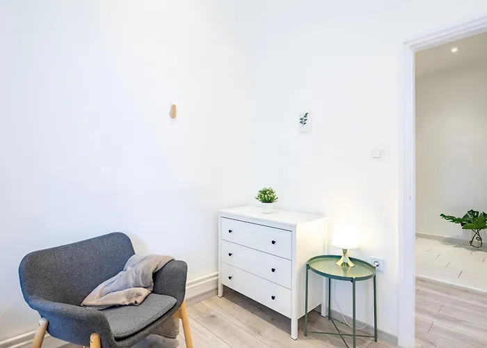 Ultra - Large - Sunny